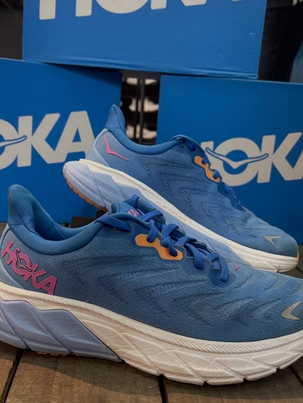Hoka Arahi 6 Wide Sz 7.5 Women Running Shoes